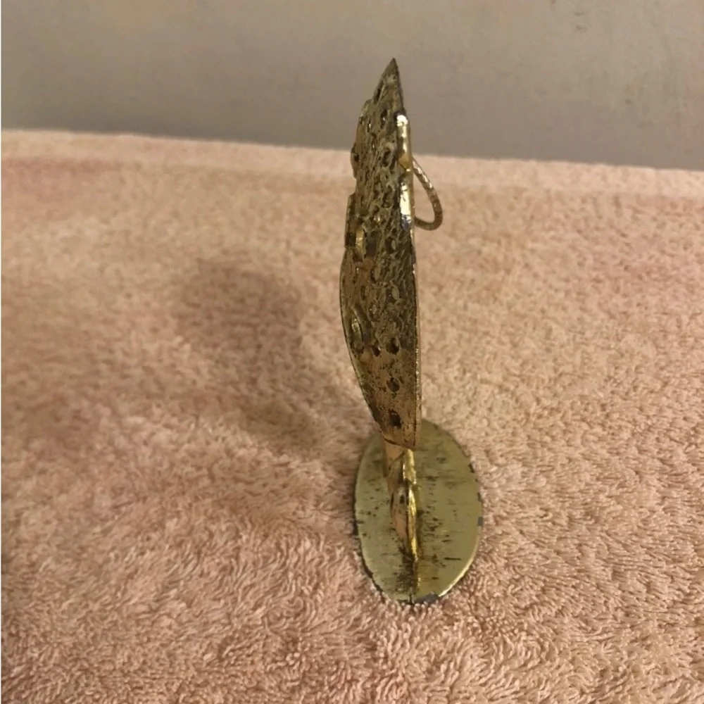 Gold Tone Mushroom Earring Holder 4 1/2” Tall
